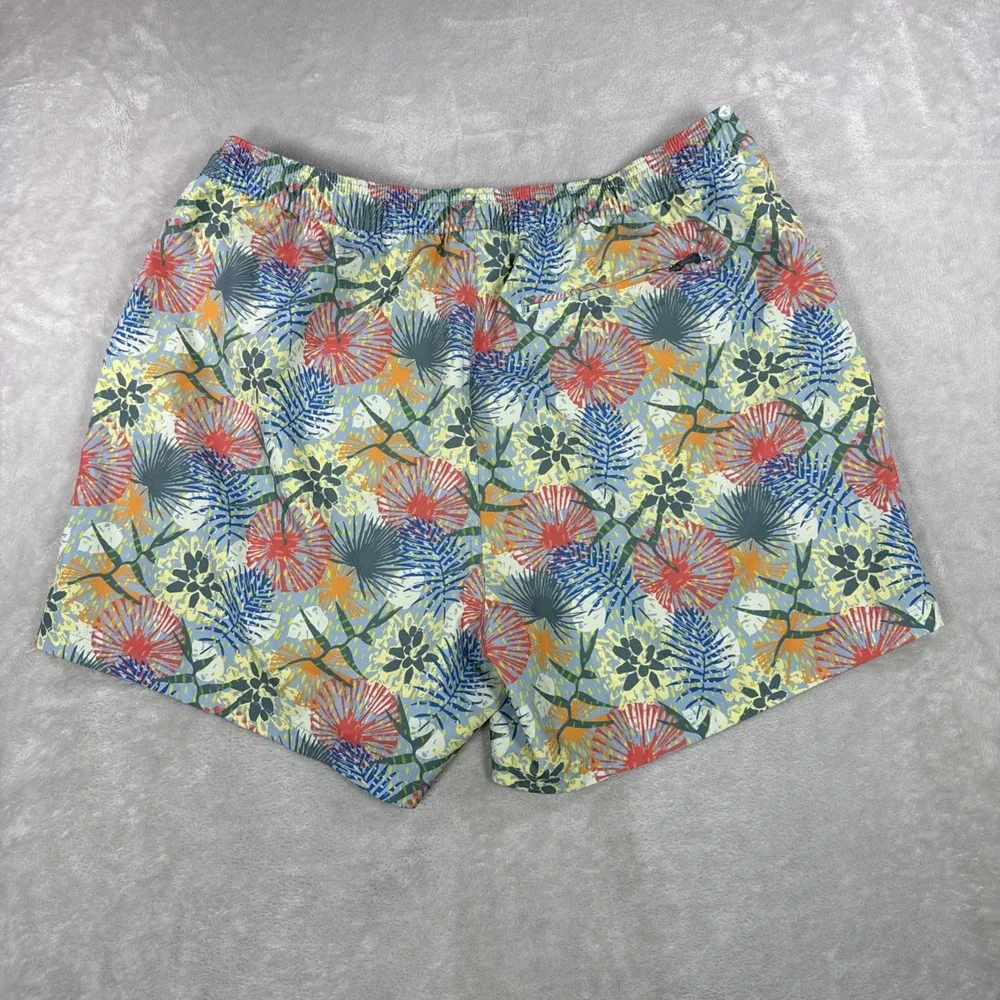Aftco Fishing Cargo Shorts Mens Floral Size X-Large 5